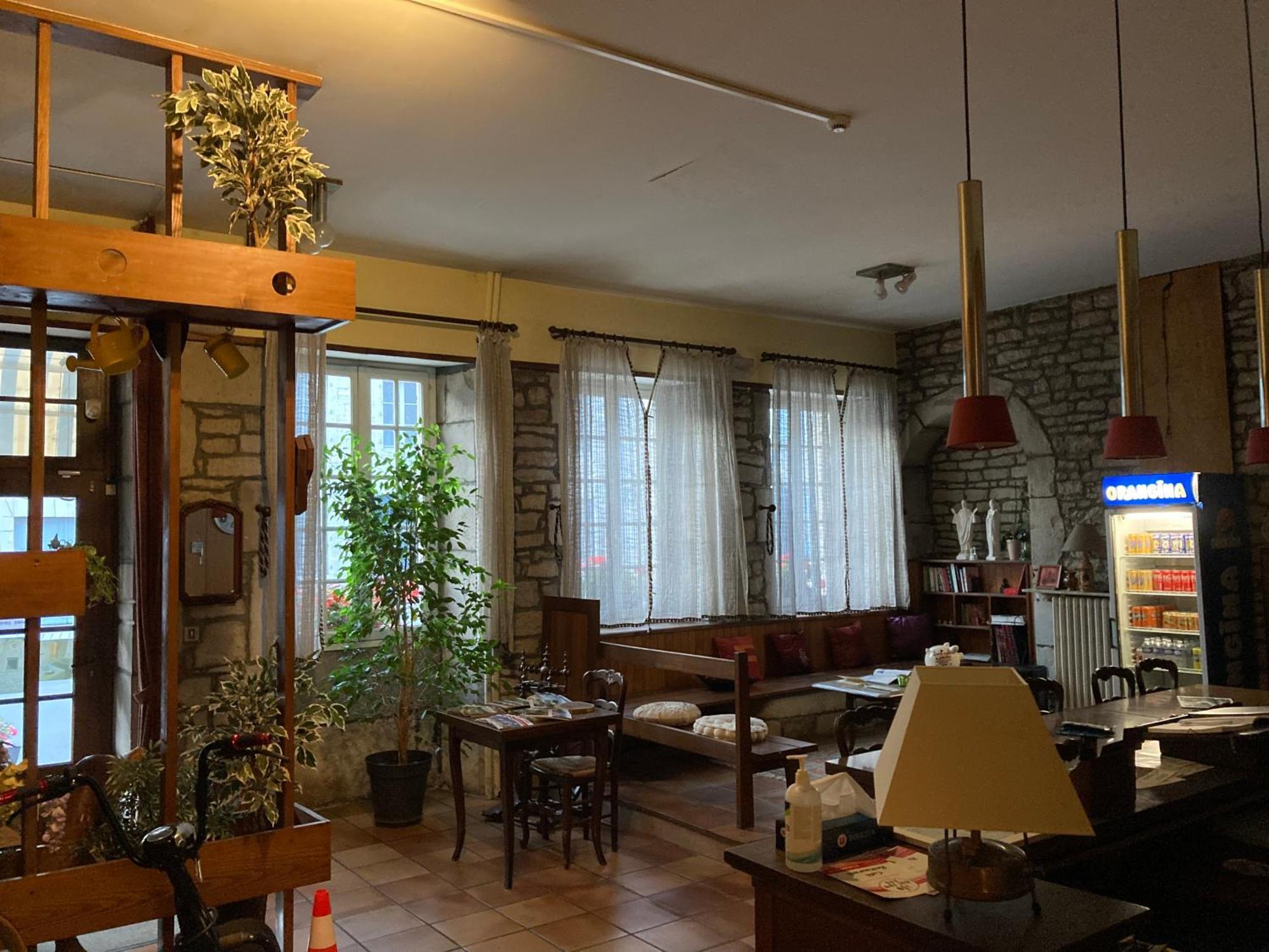 Ancien Hotel Plein De Charme Бом-ле-Дам Экстерьер фото